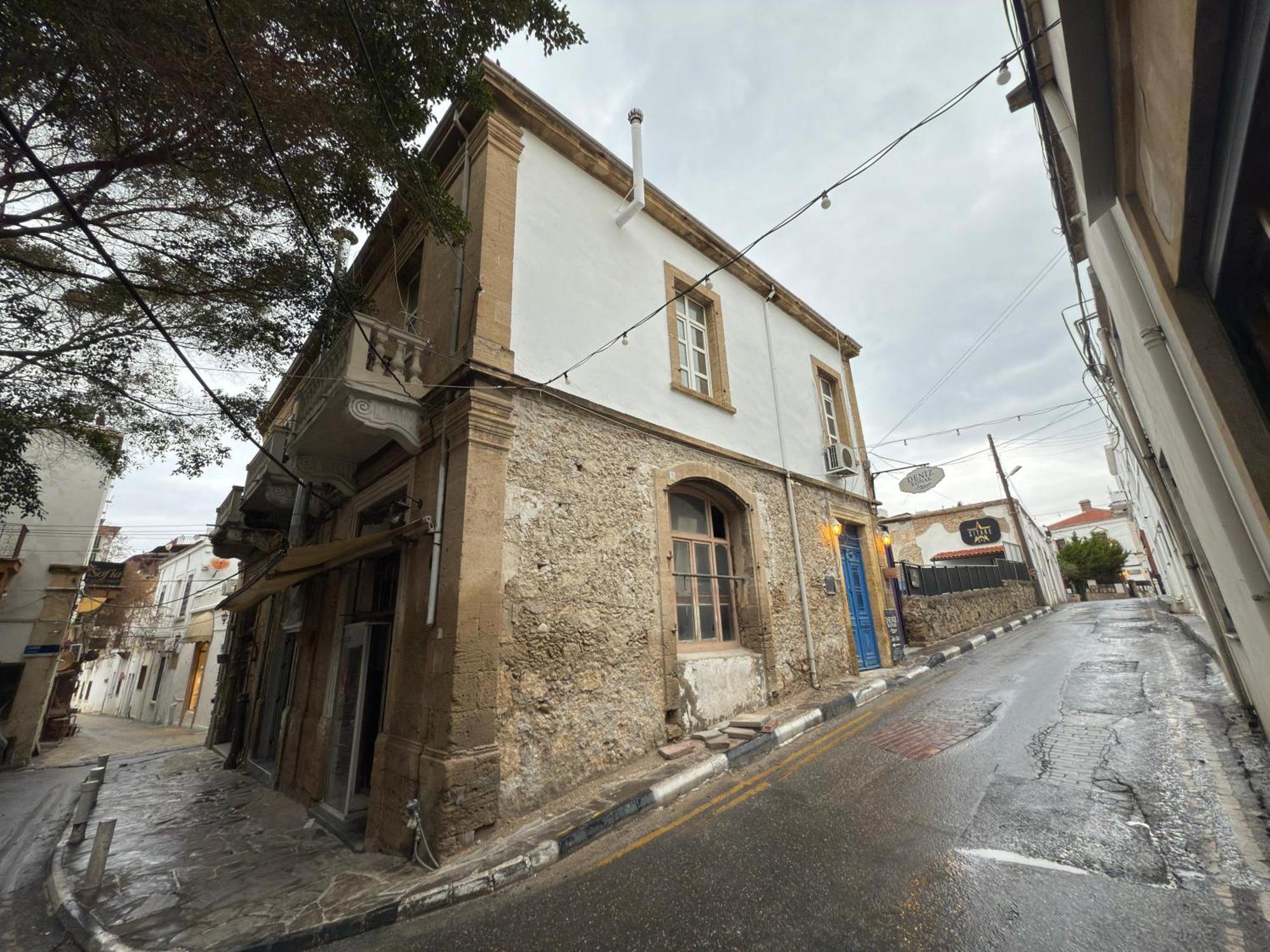 Deniz Konak Boutique Hotel ไคริเนีย ภายนอก รูปภาพ